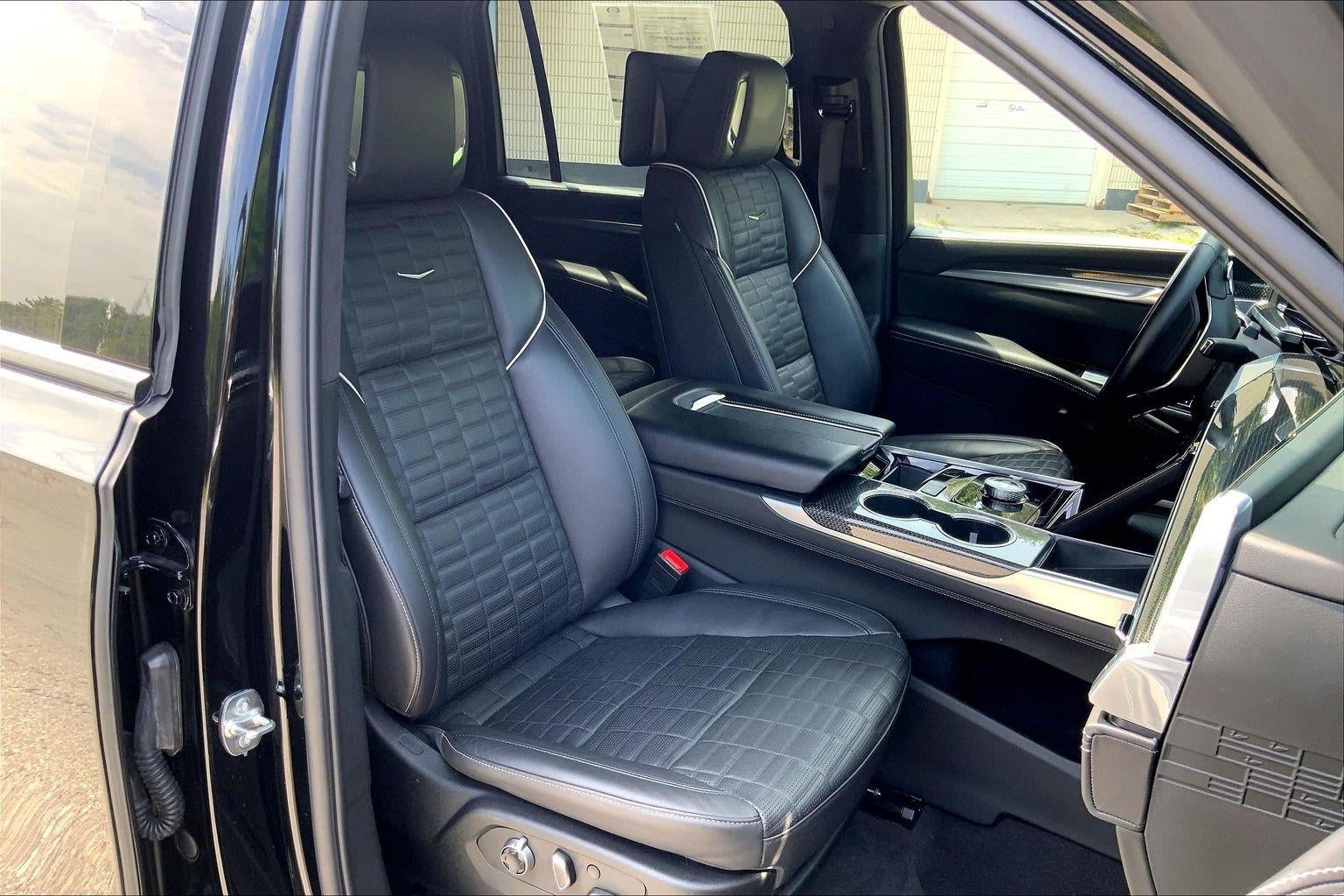 2025 Cadillac Escalade ESV Escalade-V ESV