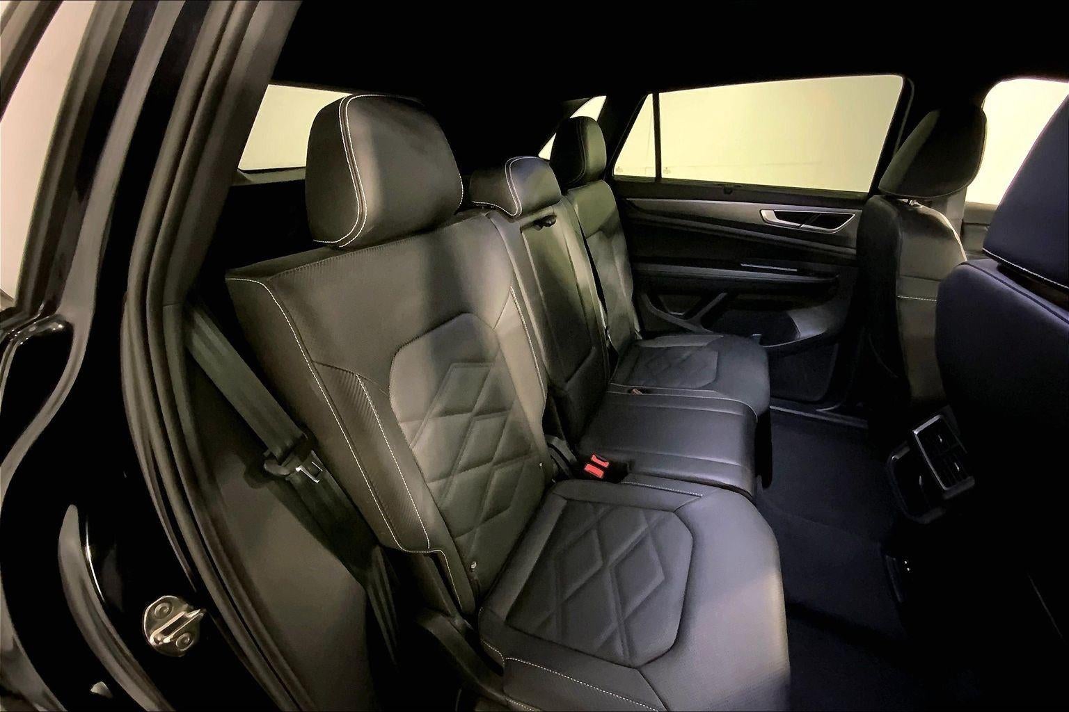 2025 Volkswagen Atlas Cross Sport 2.0T SE w/Technology
