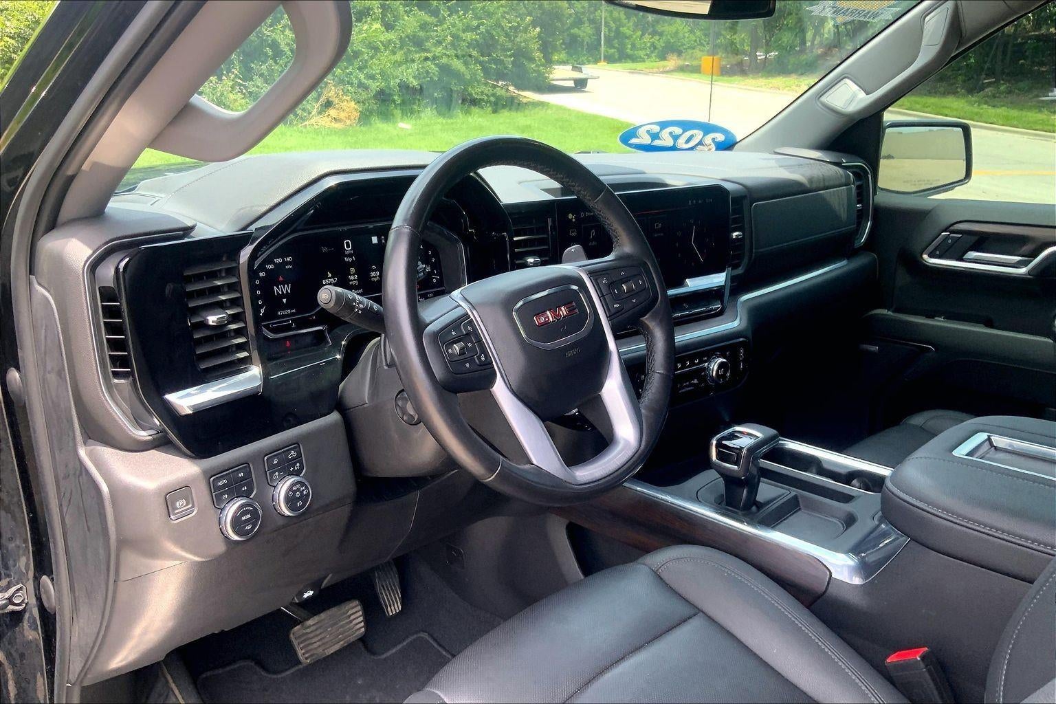2022 GMC Sierra 1500 SLT