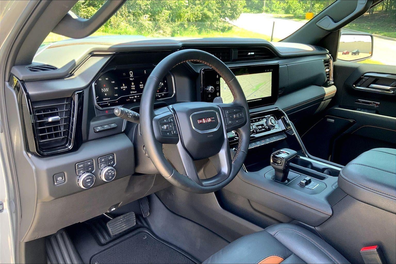 2025 GMC Sierra 1500 AT4