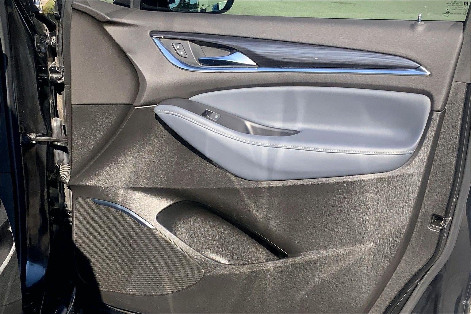 2022 Buick Enclave Essence