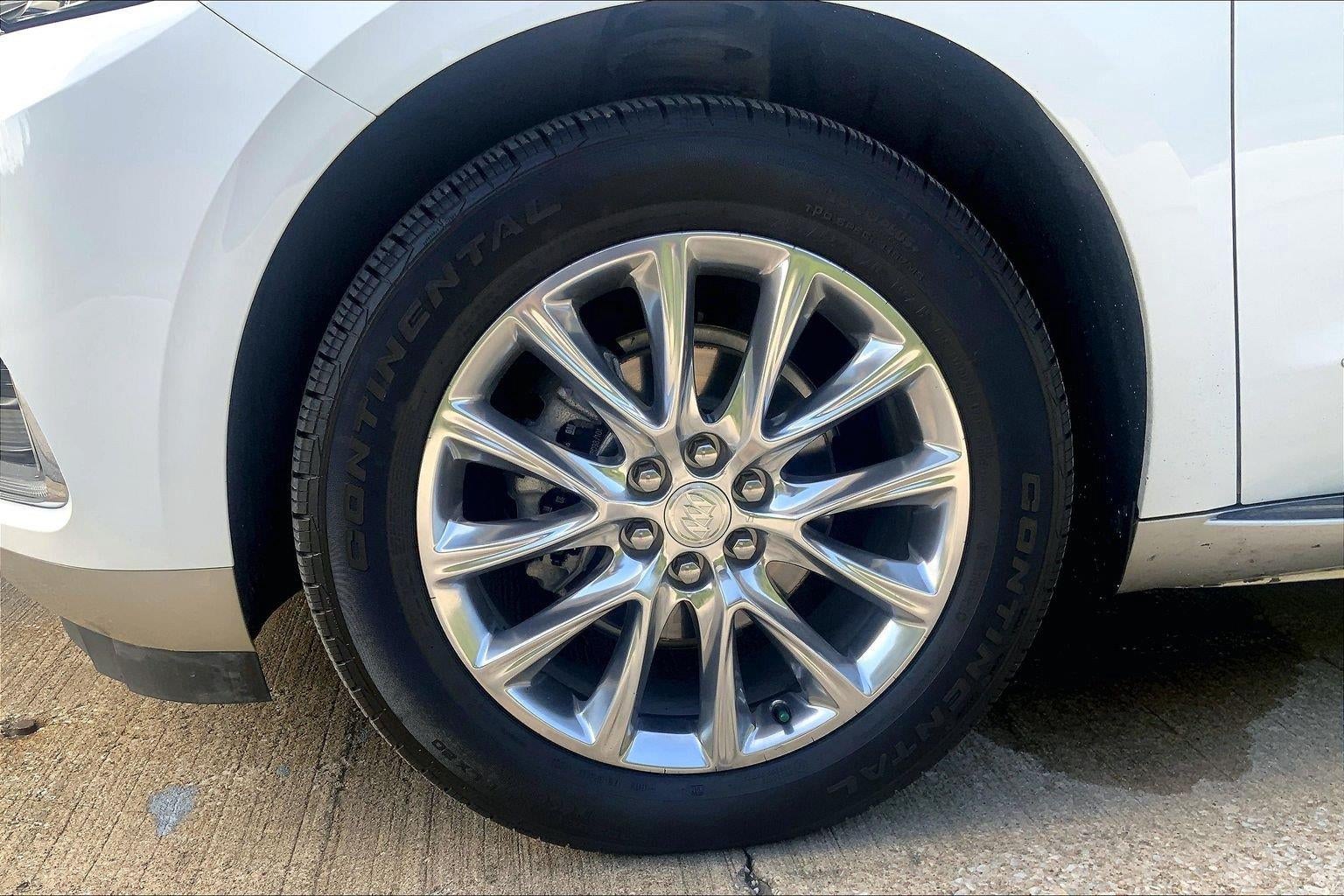 2021 Buick Enclave Essence