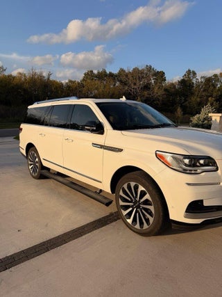 2022 Lincoln Navigator L Reserve