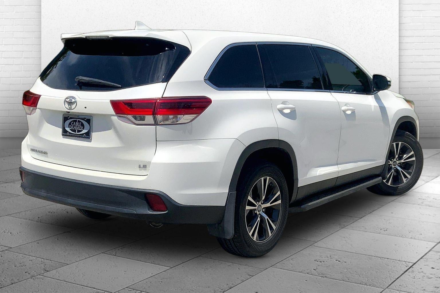 2019 Toyota Highlander LE