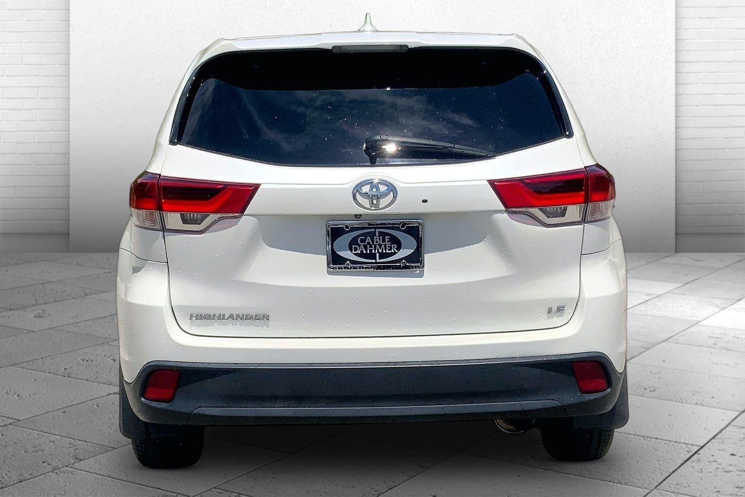 2019 Toyota Highlander LE