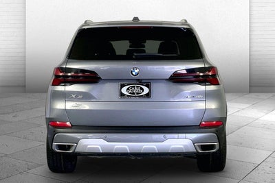 2025 BMW X5 xDrive40i