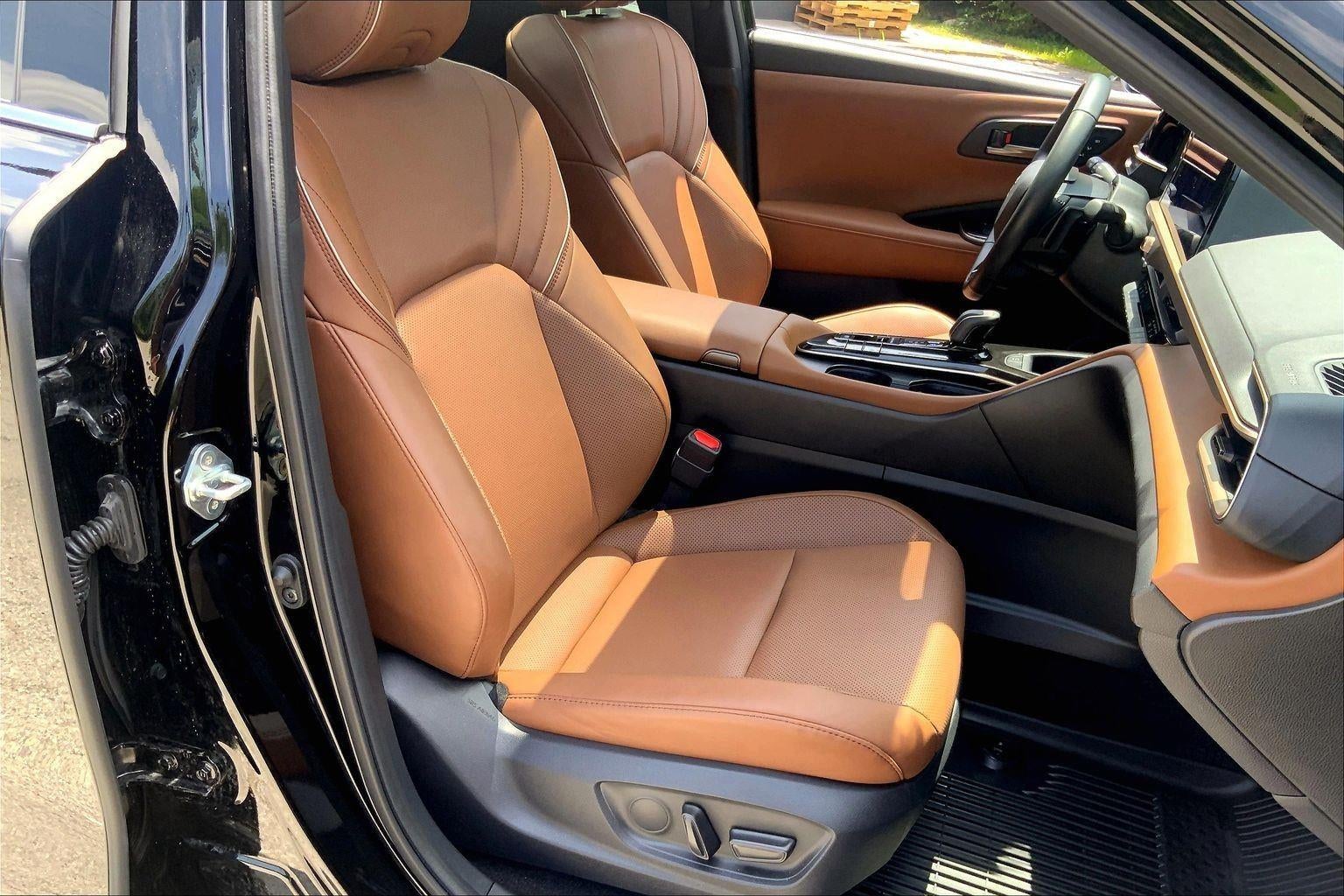 2025 Toyota Crown Signia XLE