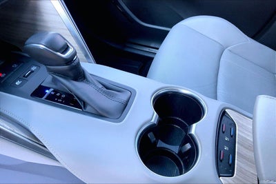 2023 Toyota Venza LE