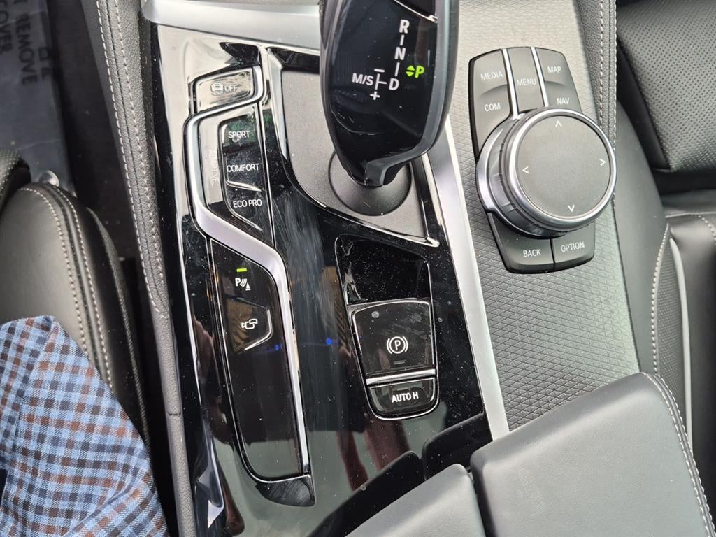 2023 BMW 5 Series M550i xDrive