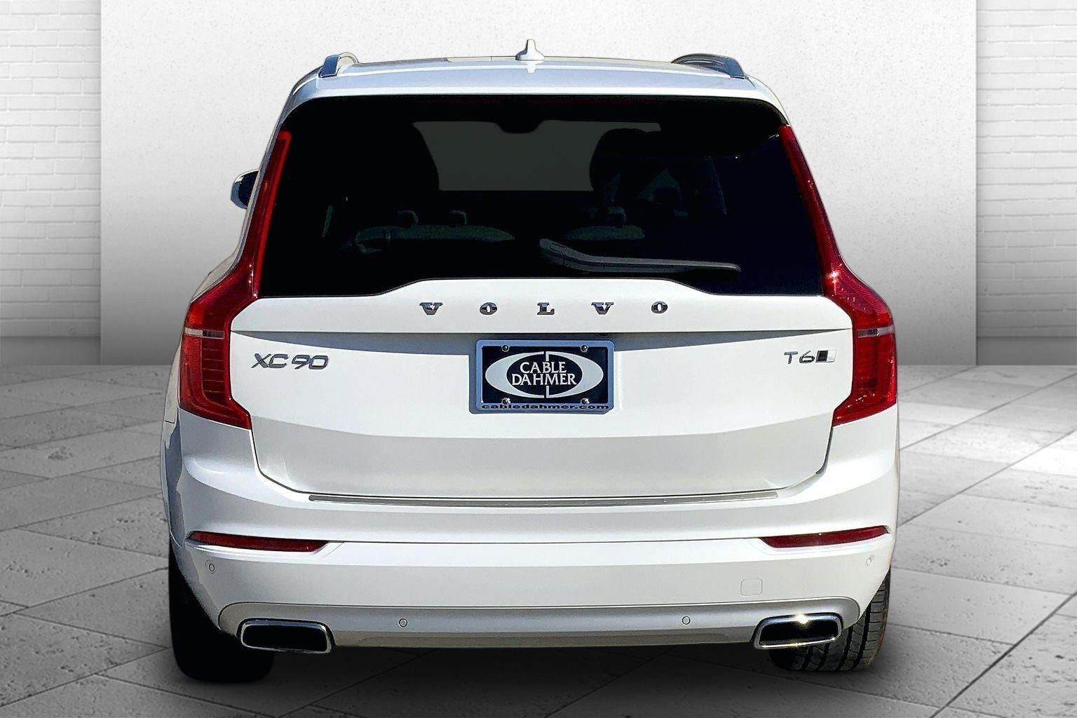 2021 Volvo XC90 Momentum