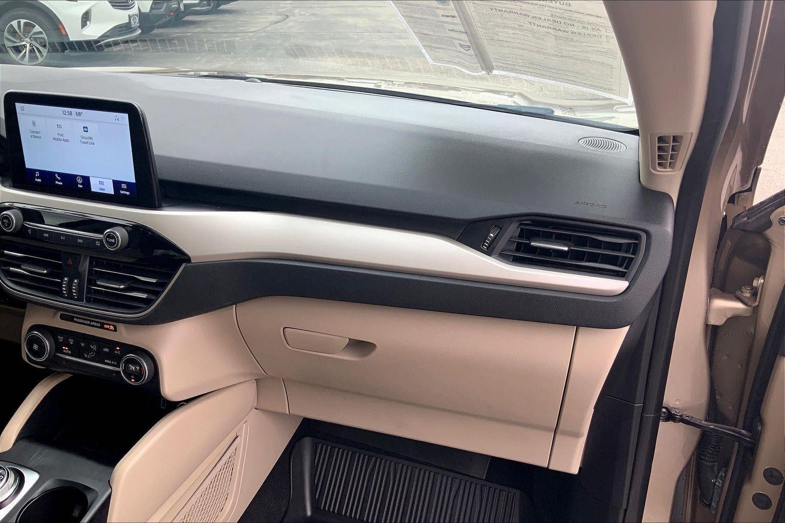 2020 Ford Escape SE