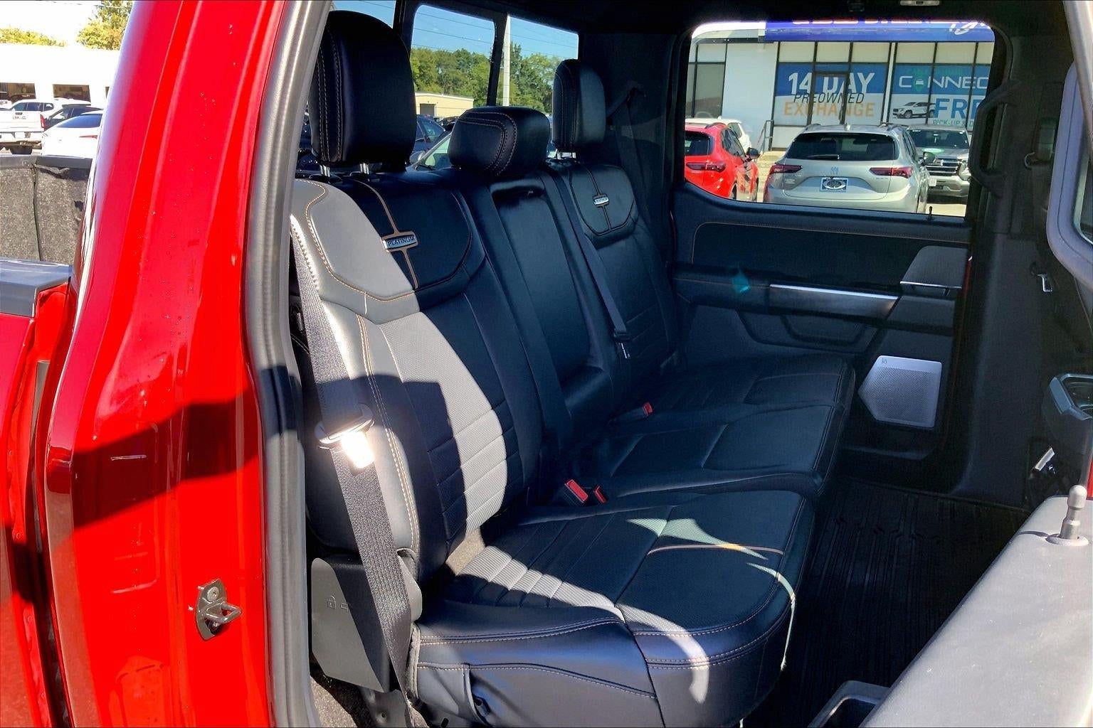 2022 Ford F-150 Platinum