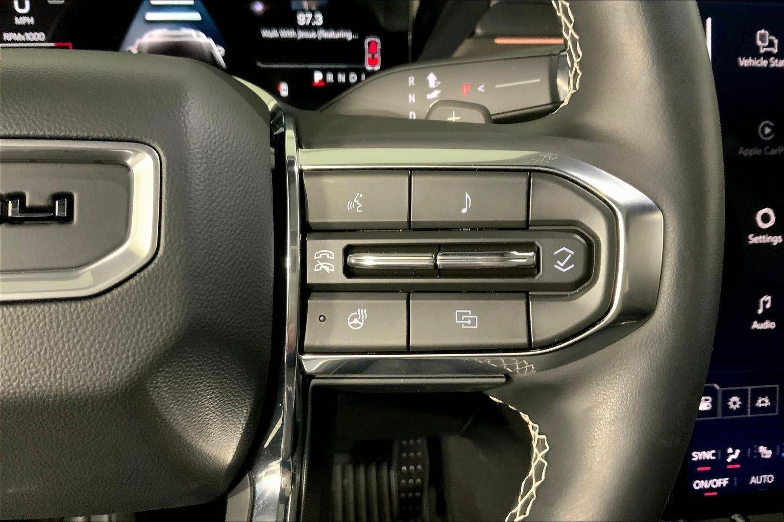 2025 GMC Acadia Denali