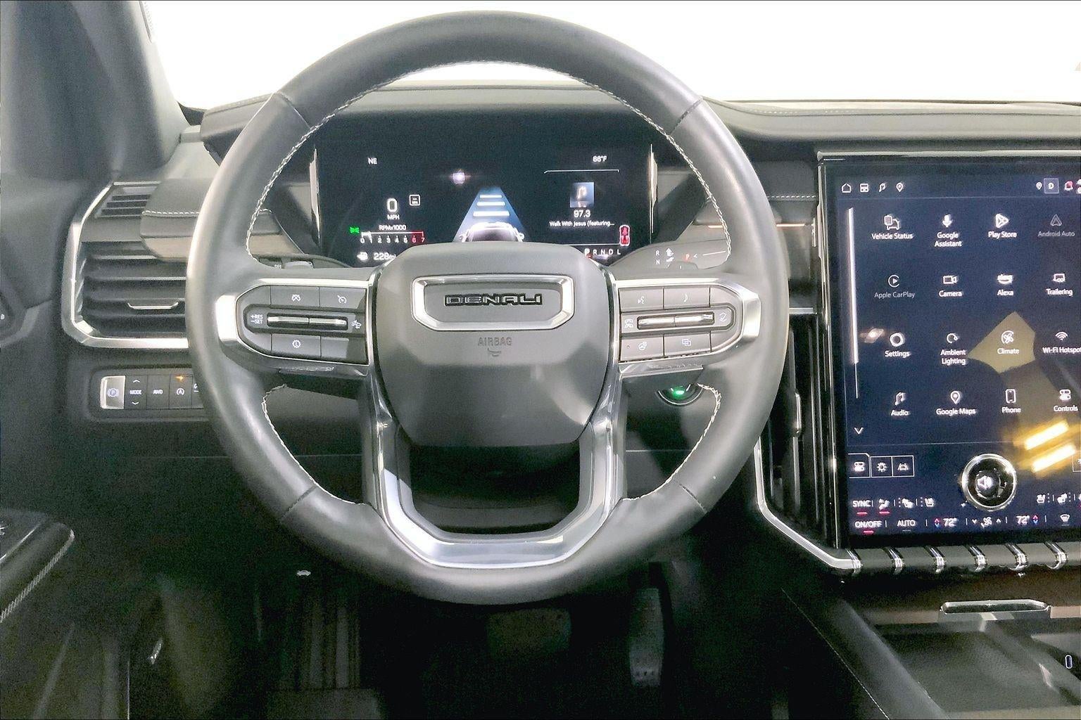 2025 GMC Acadia Denali