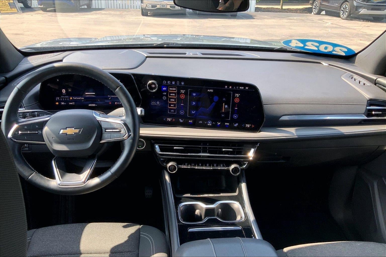 2024 Chevrolet Traverse LT