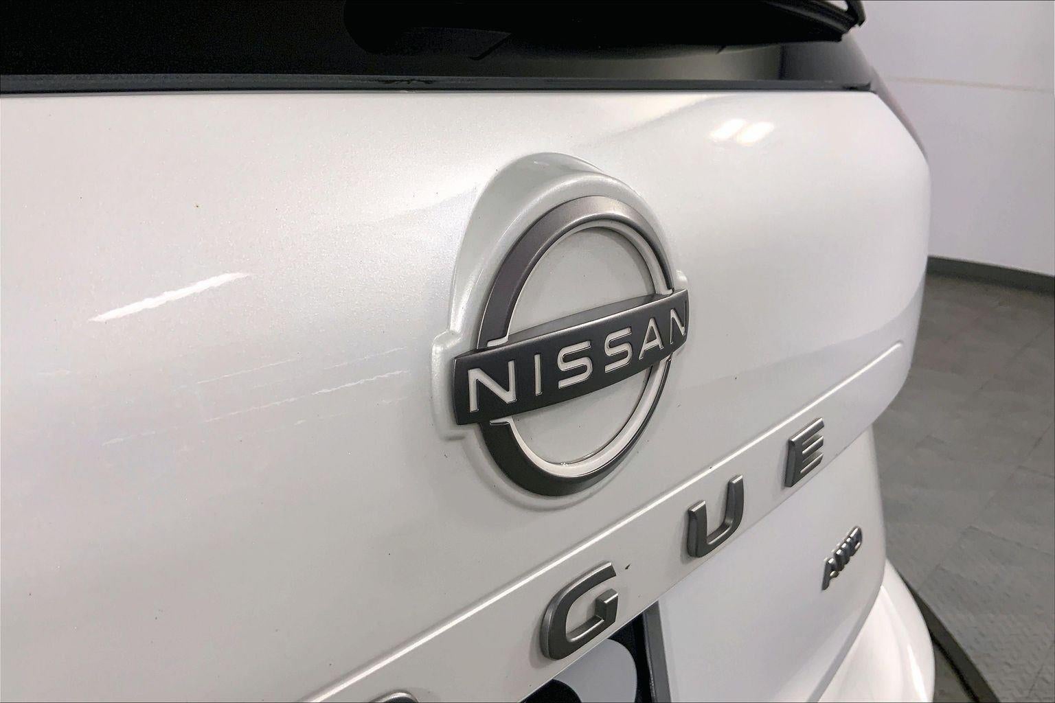 2025 Nissan Rogue SV