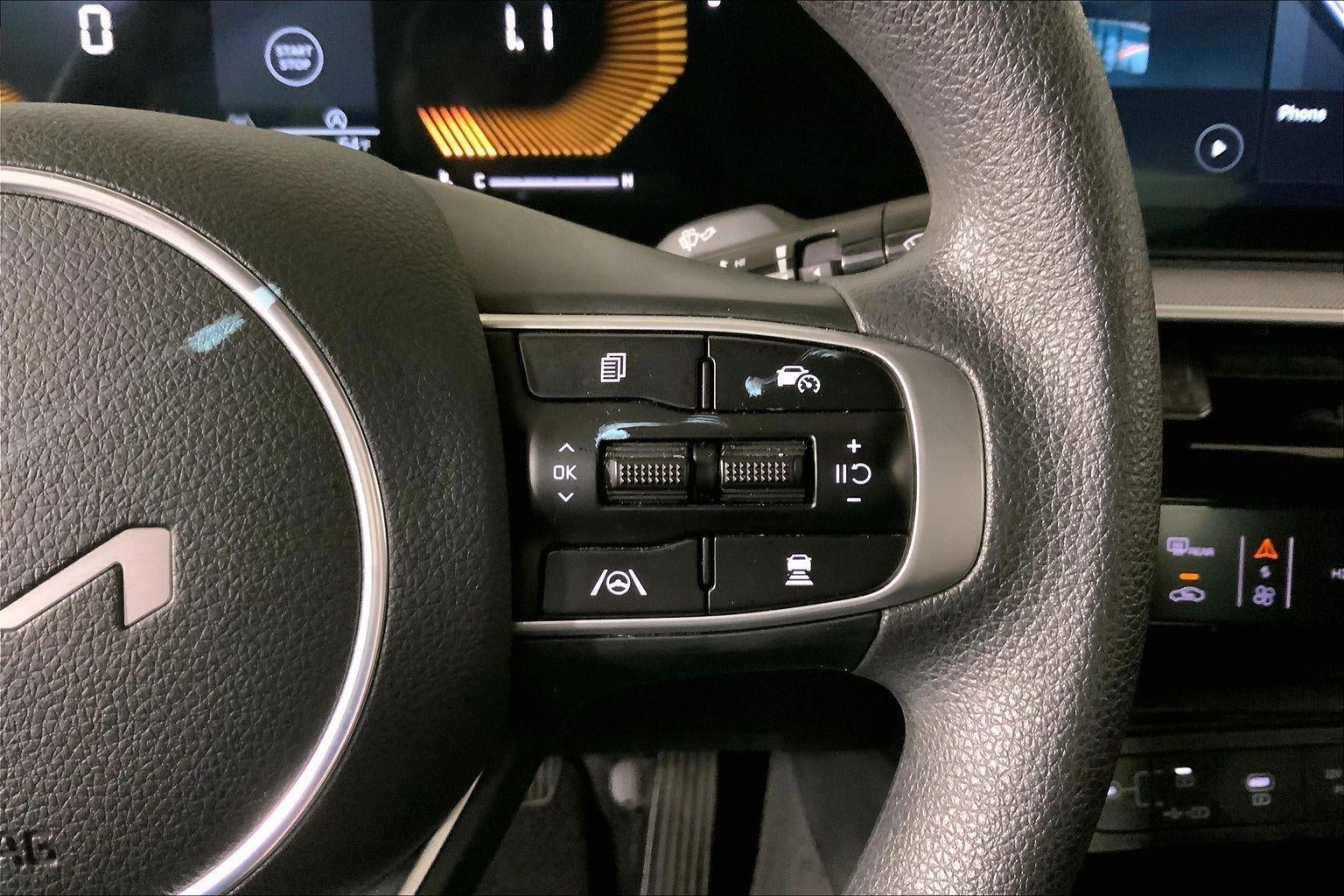 2025 Kia K5 LXS