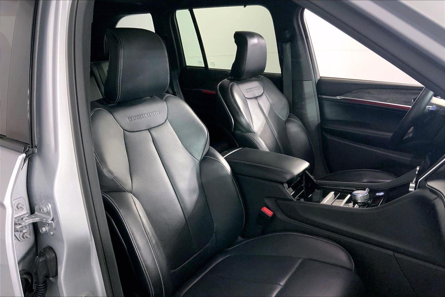 2022 Jeep Grand Cherokee Overland