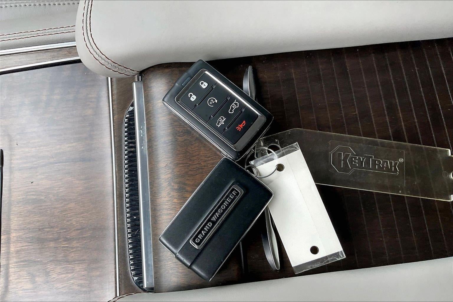 2023 Jeep Grand Wagoneer L 4DR 4WD