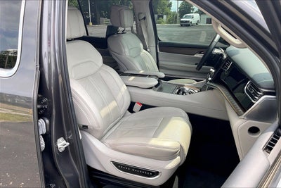 2023 Jeep Grand Wagoneer L 4DR 4WD