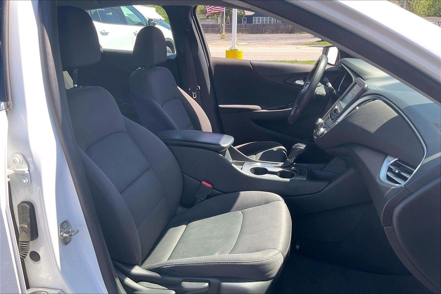 2017 Chevrolet Malibu LS