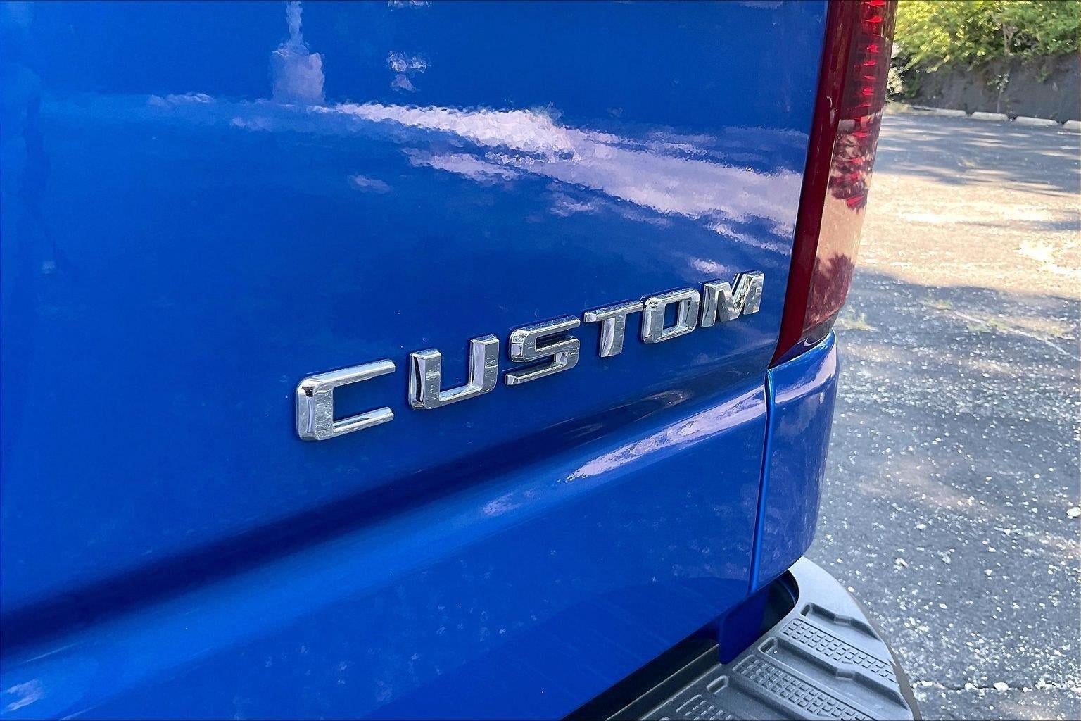 2025 Chevrolet Silverado 1500 Custom