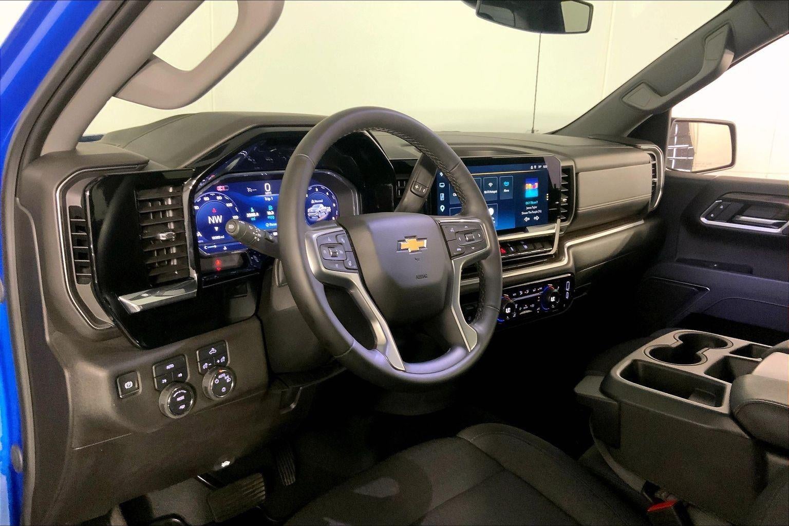 2025 Chevrolet Silverado 1500 LT (2FL)