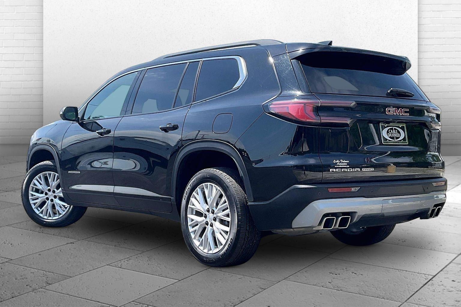 2024 GMC Acadia Elevation