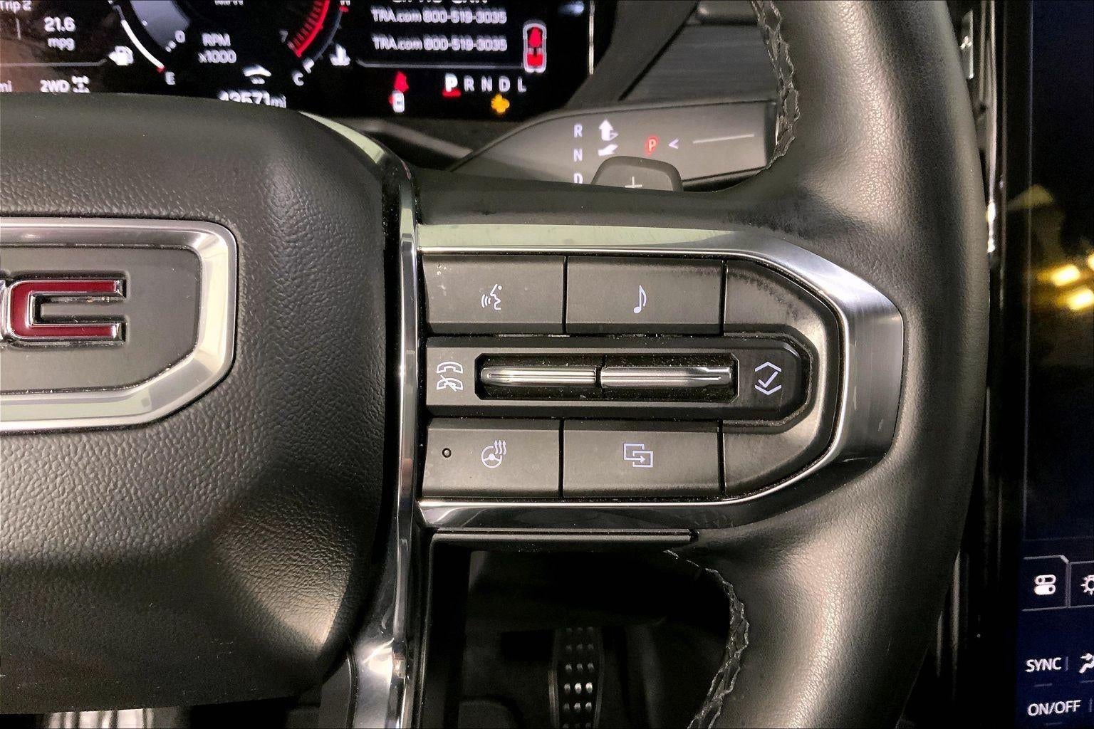 2024 GMC Acadia Elevation