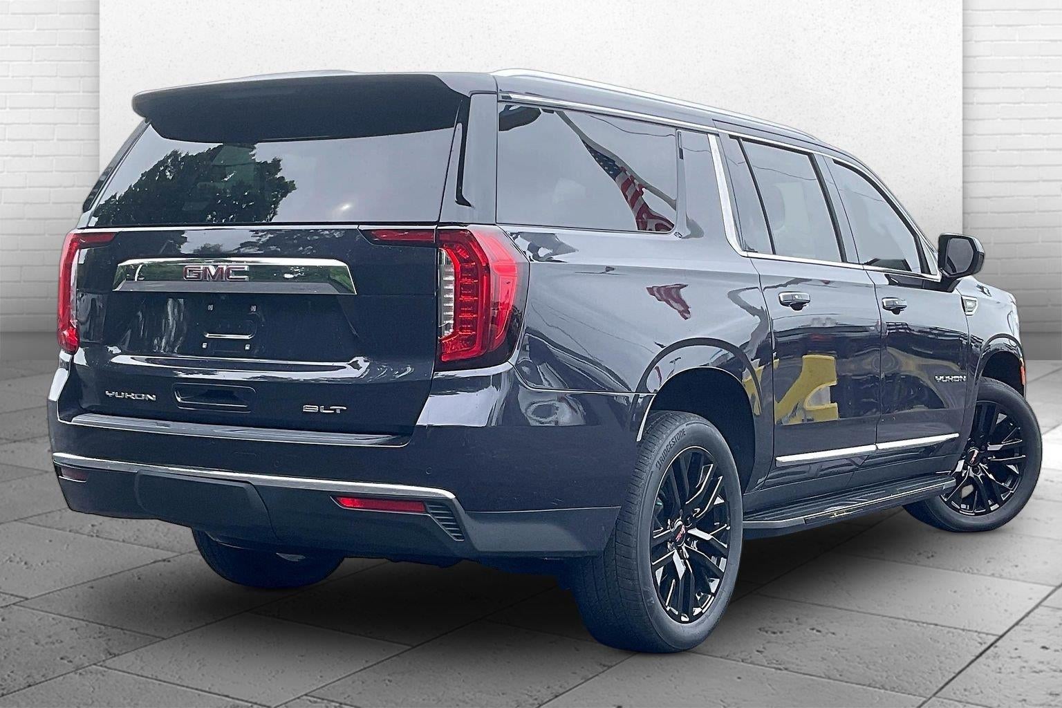 2023 GMC Yukon XL SLT