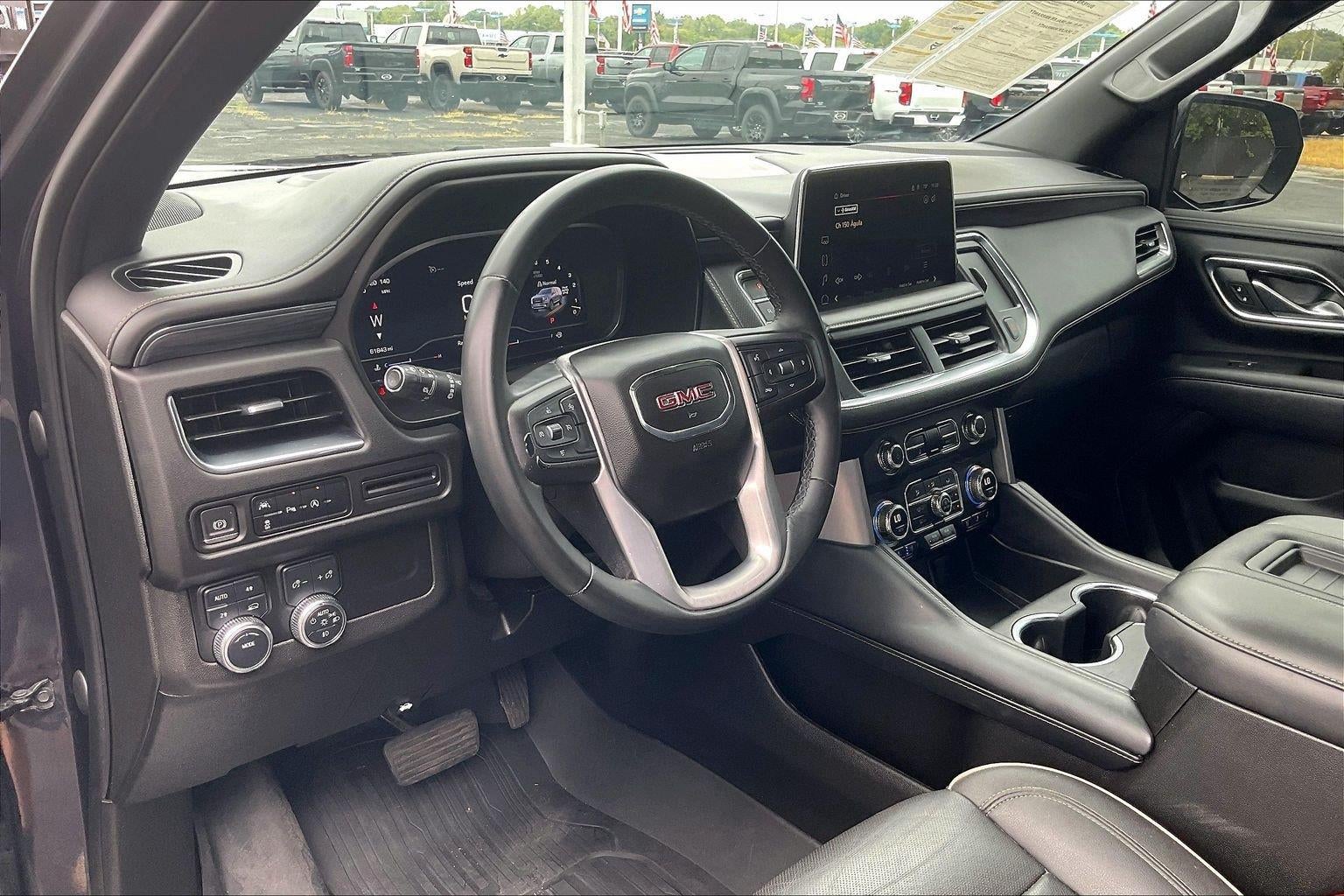 2023 GMC Yukon XL SLT