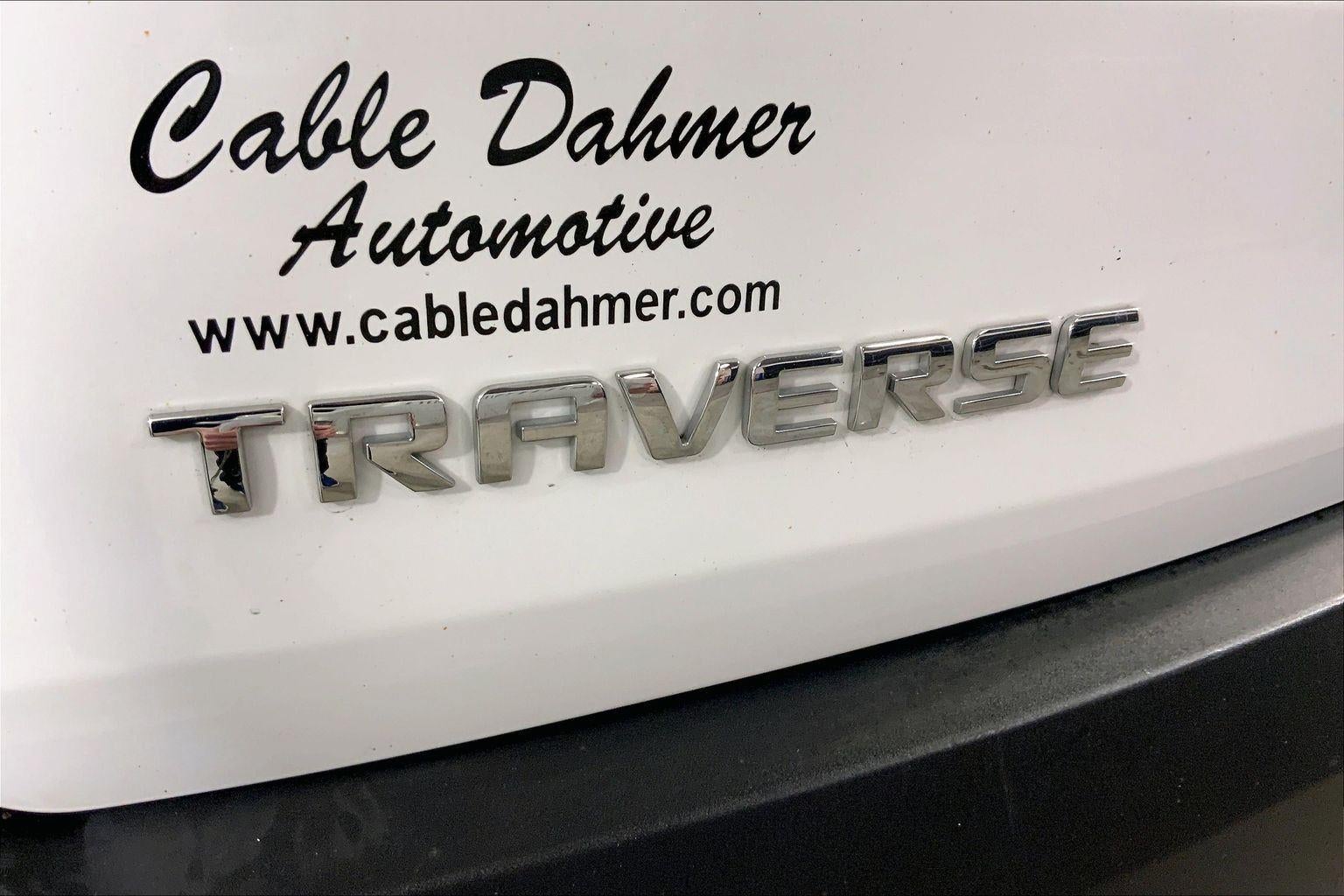 2023 Chevrolet Traverse LT Cloth