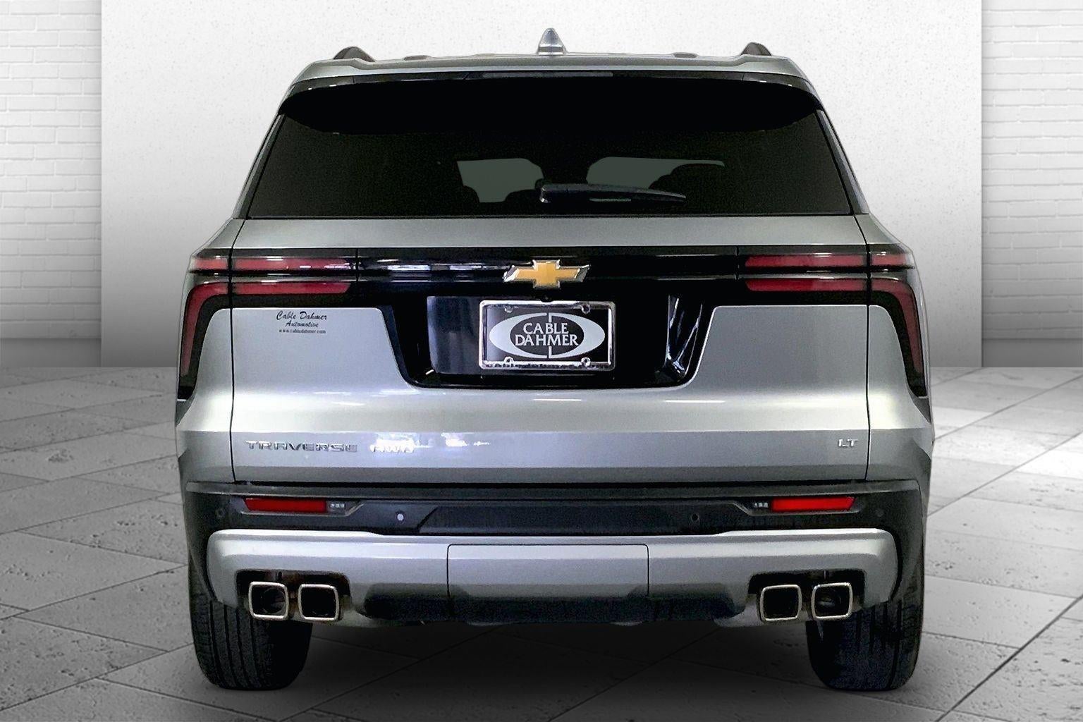 2024 Chevrolet Traverse LT