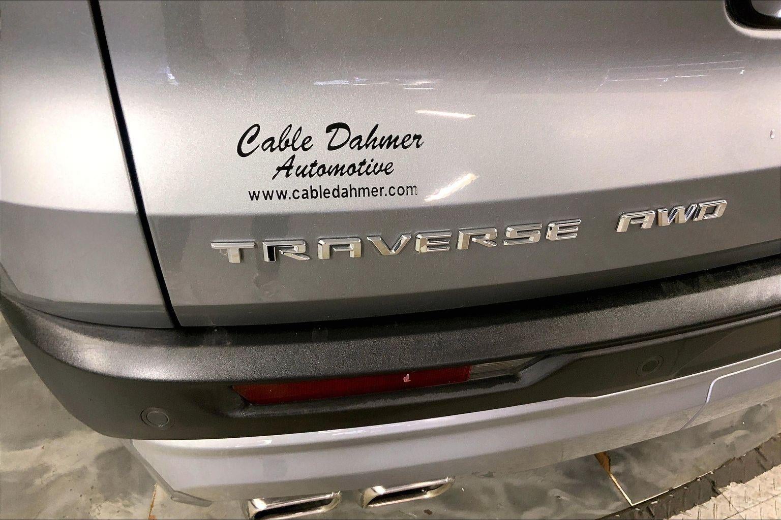 2024 Chevrolet Traverse LT