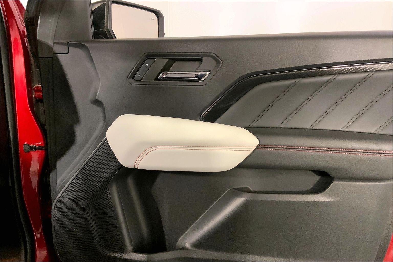 2023 GMC Canyon AT4X