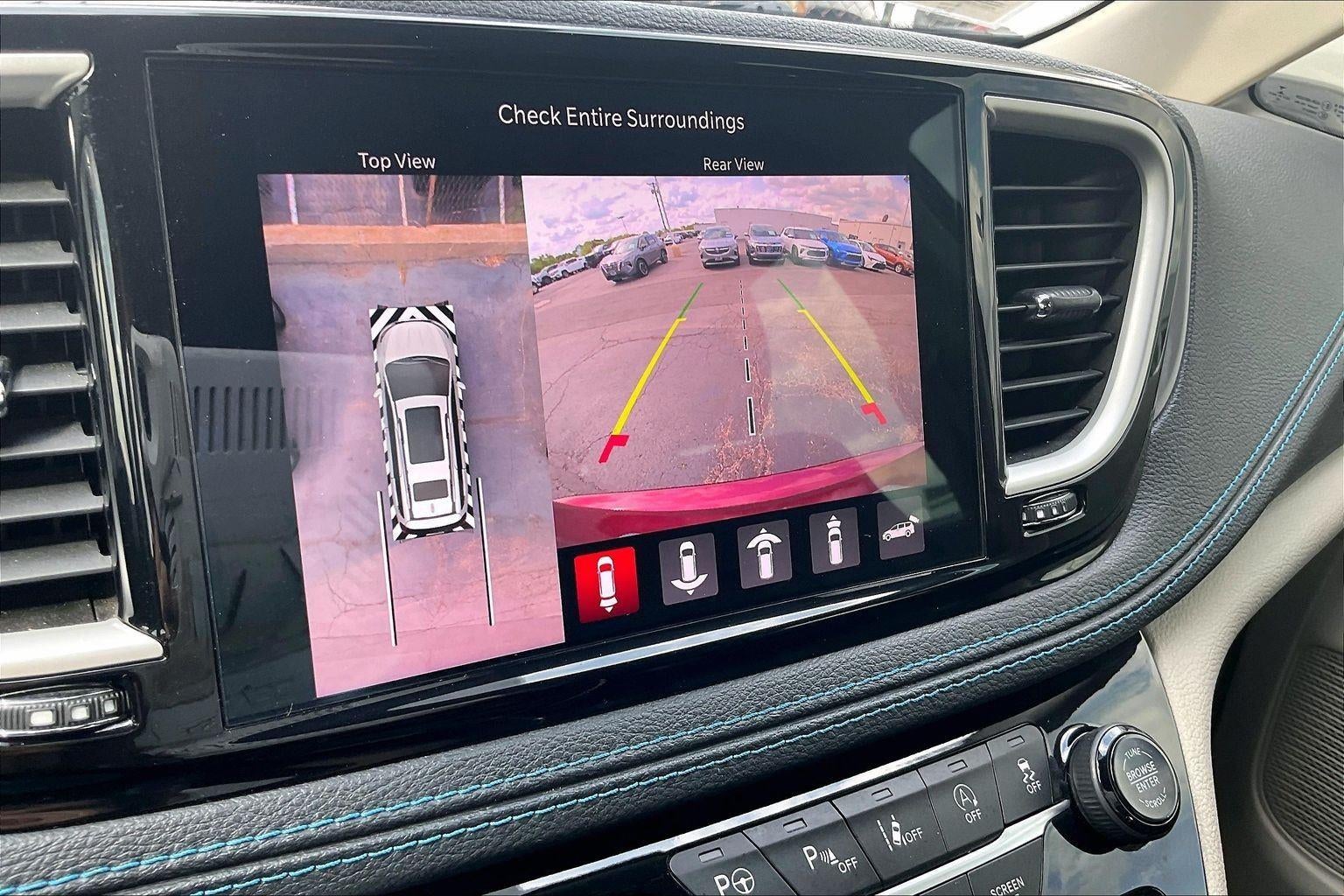 2021 Chrysler Pacifica Touring L