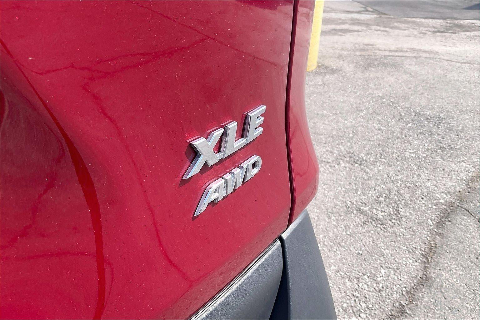 2025 Toyota RAV4 XLE Premium