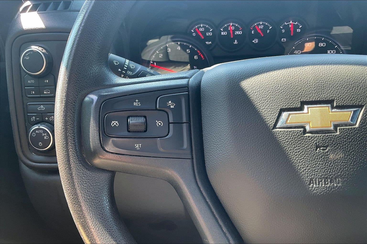 2023 Chevrolet Silverado 1500 Custom