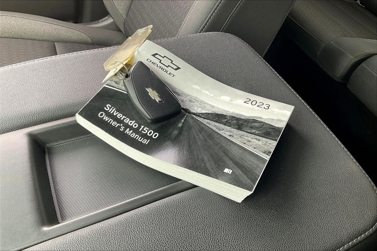 2023 Chevrolet Silverado 1500 Custom Trail Boss