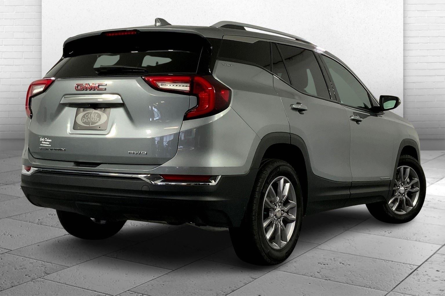 2023 GMC Terrain SLT