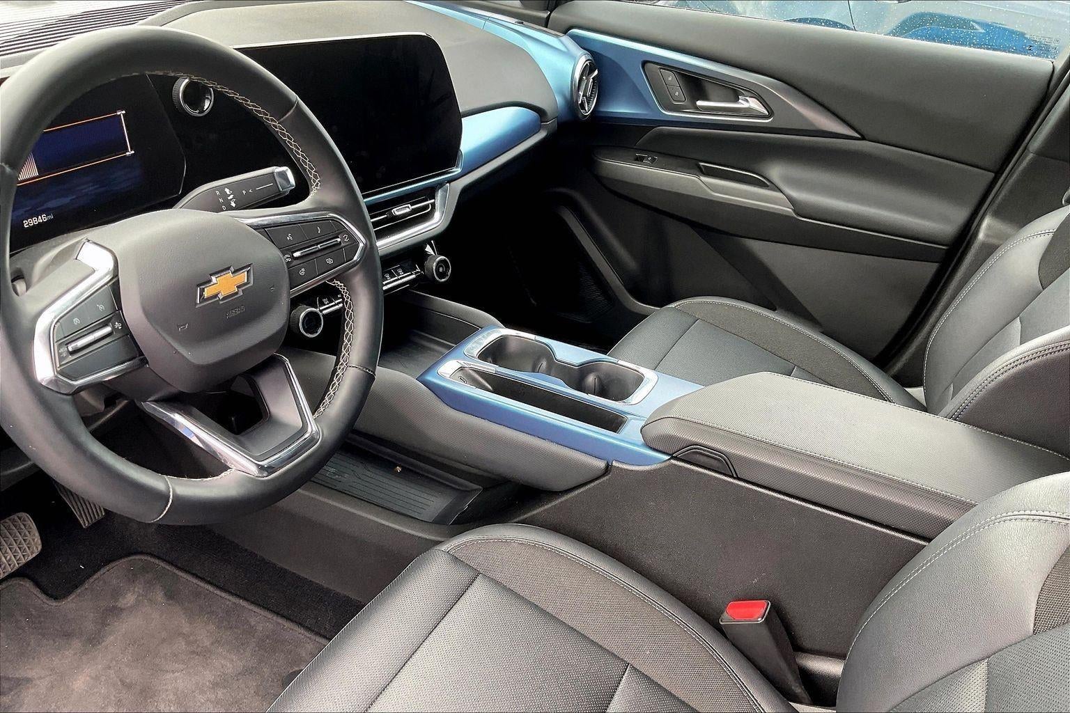 2025 Chevrolet Equinox EV LT