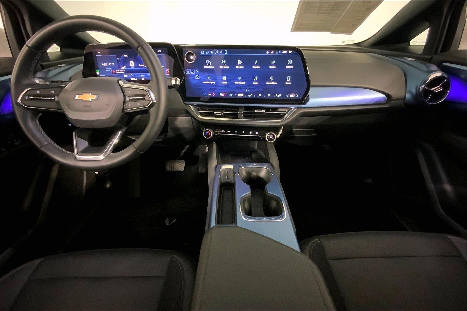 2025 Chevrolet Equinox EV LT
