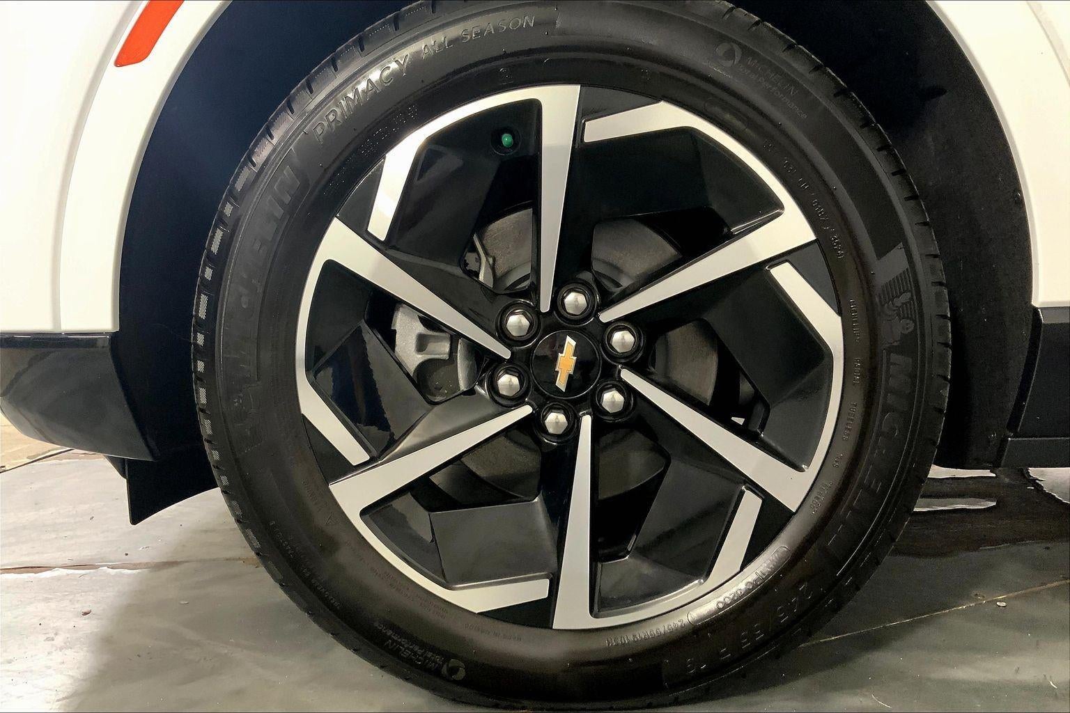 2025 Chevrolet Equinox EV LT