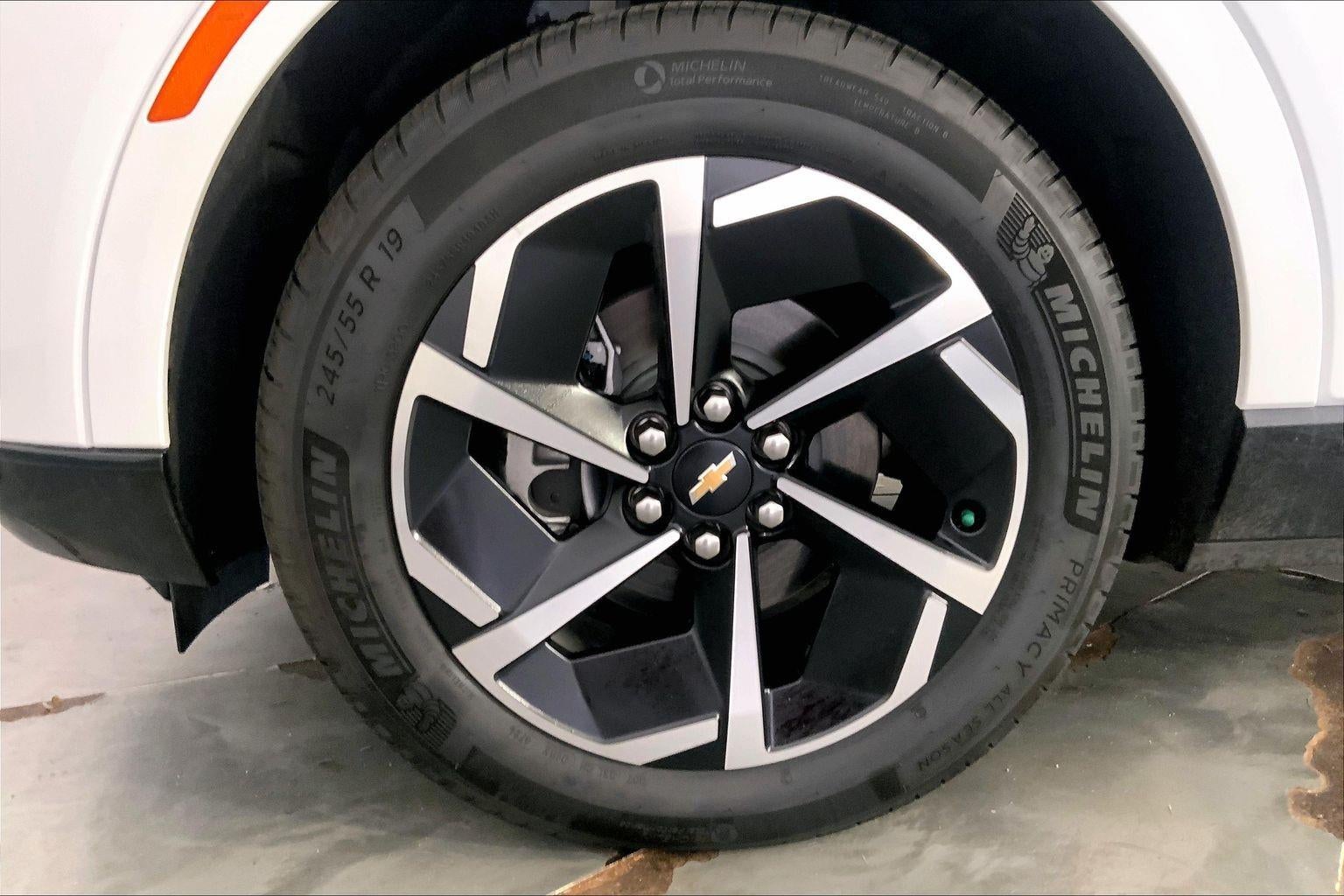 2025 Chevrolet Equinox EV LT