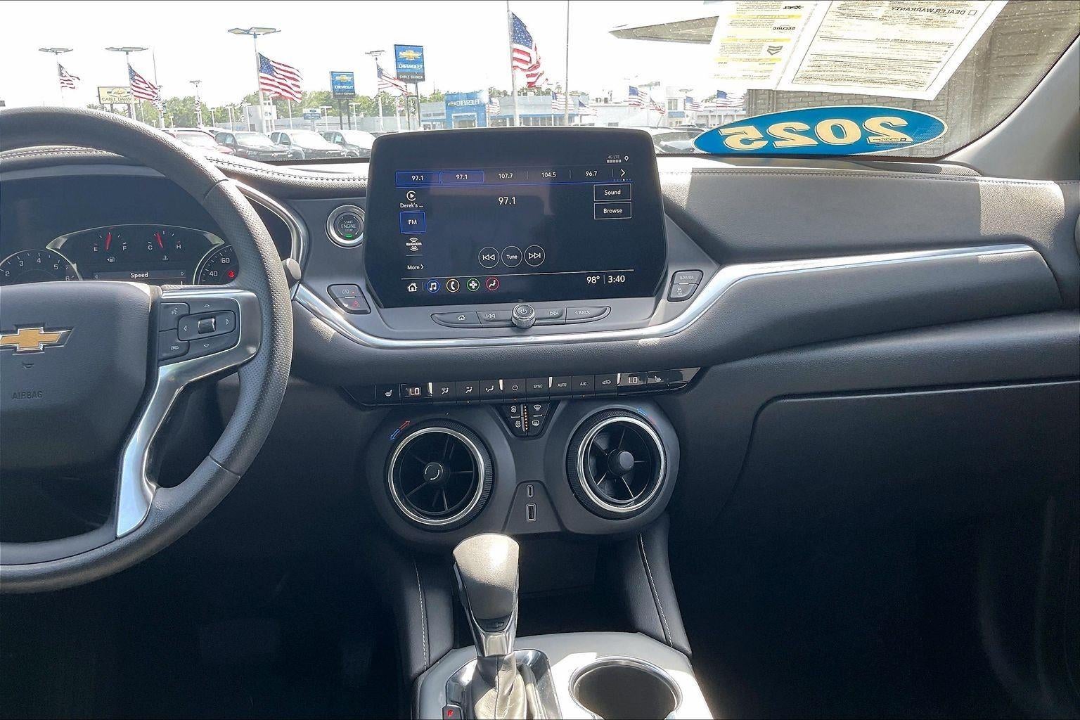 2025 Chevrolet Blazer 2LT