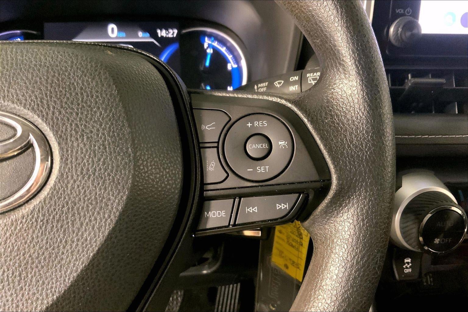 2025 Toyota RAV4 Hybrid LE
