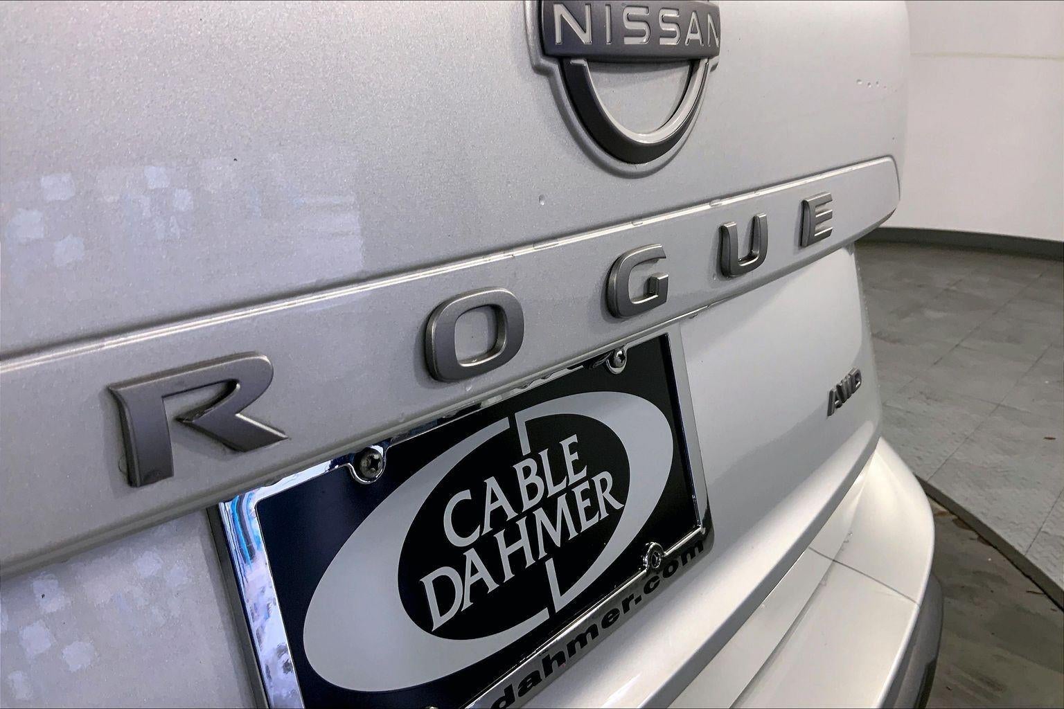 2025 Nissan Rogue SV