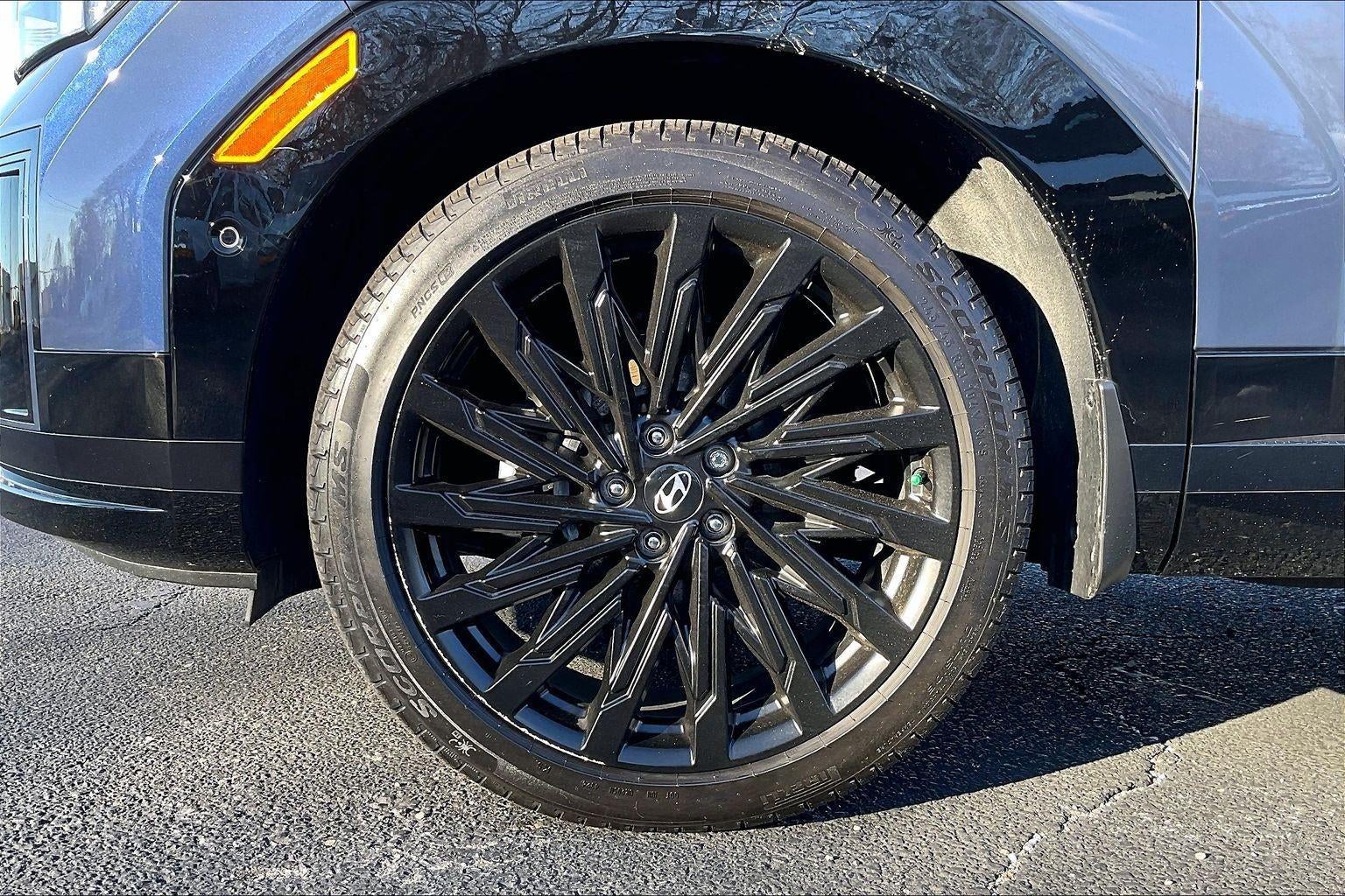 2025 Hyundai Santa Fe Calligraphy