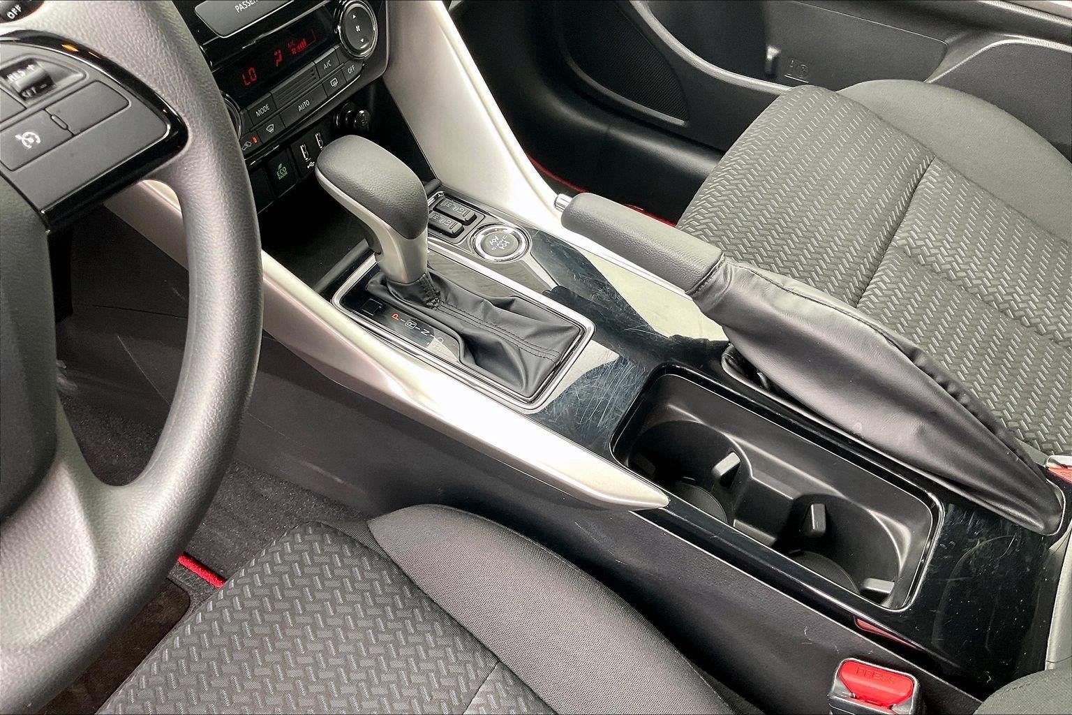 2024 Mitsubishi Eclipse Cross LE