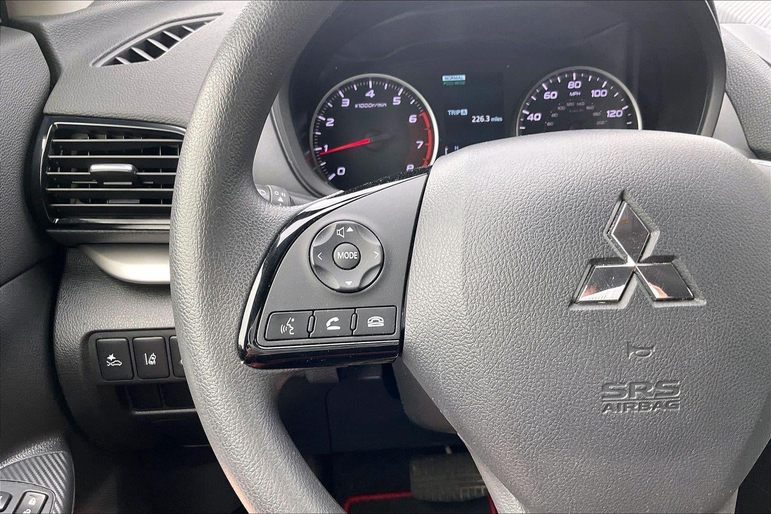 2024 Mitsubishi Eclipse Cross LE
